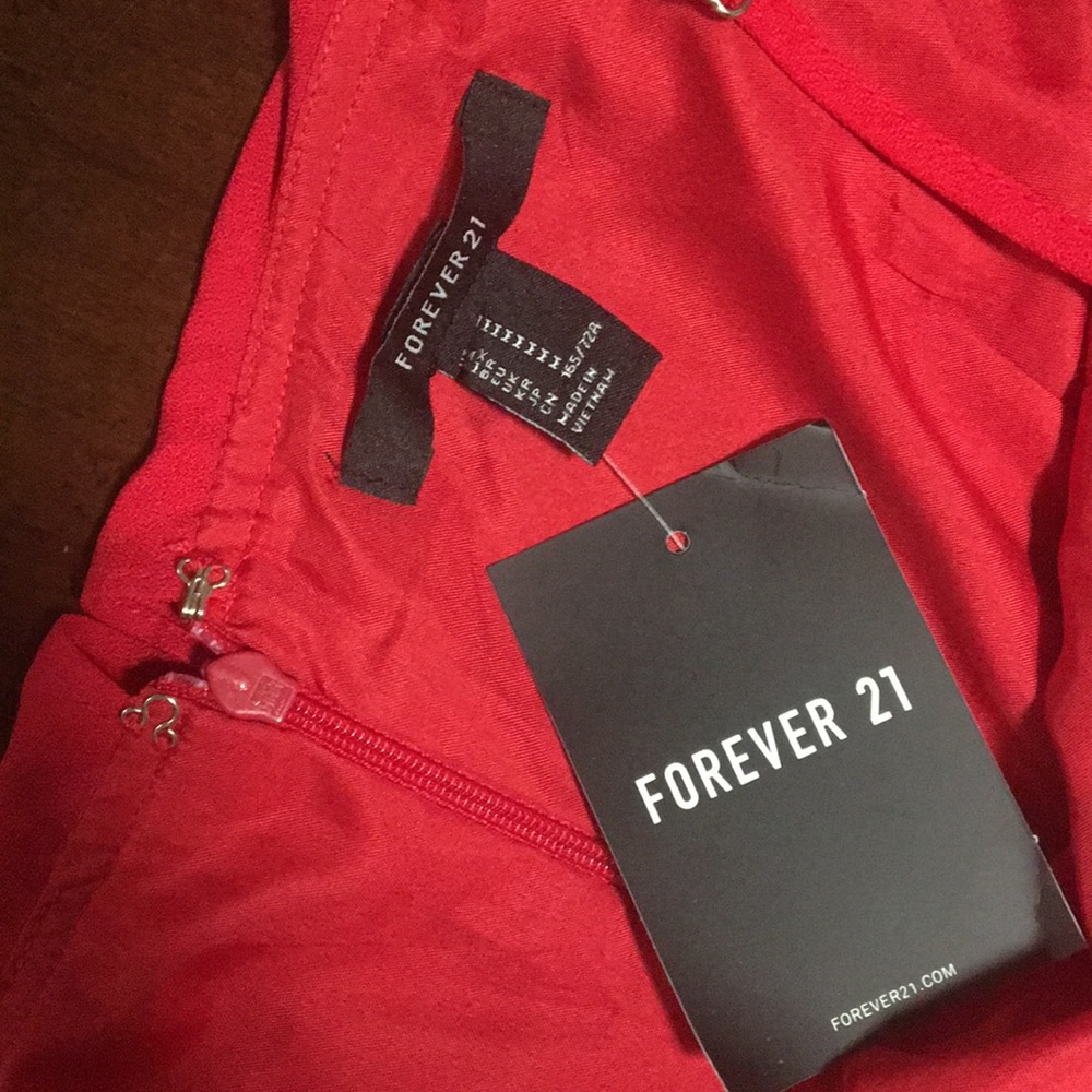 Forever 21 Jumpsuit/Off shoulder - Picture 5 of 8